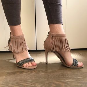 Vince Camuto taupe fringe heels size 7.5